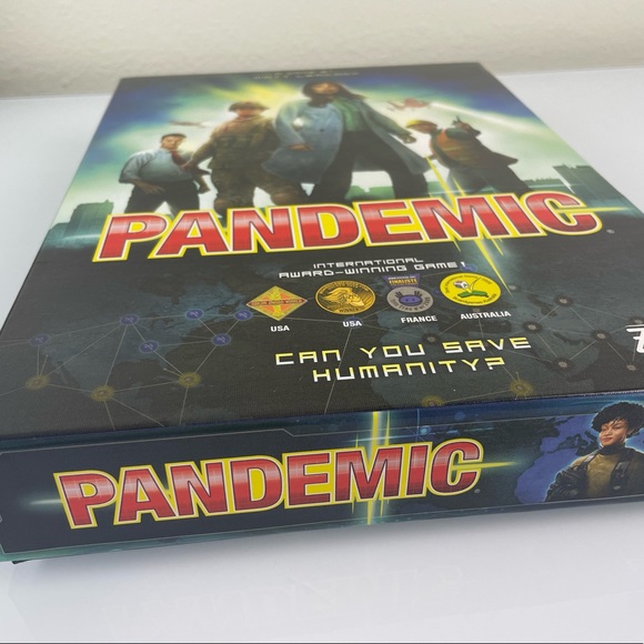 Pandemic Board Game by Matt Leacock, Z-Man Games, pre-owned, Complete - Picture 2 of 10